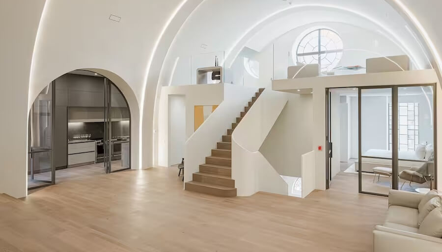 Contact interior